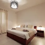 Stunning 2-bed In Heart Of * Valletta