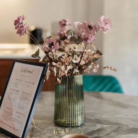 Stunning 2-bed In Heart Of バレッタ