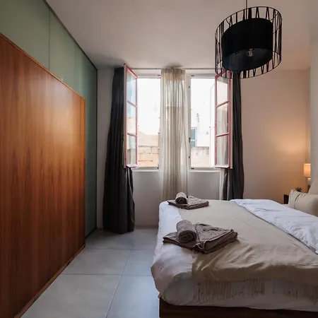 Stunning 2-bed In Heart Of バレッタ