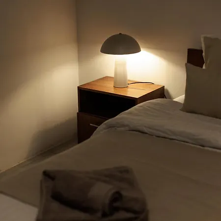 Apartment Stunning 2-bed In Heart Of *