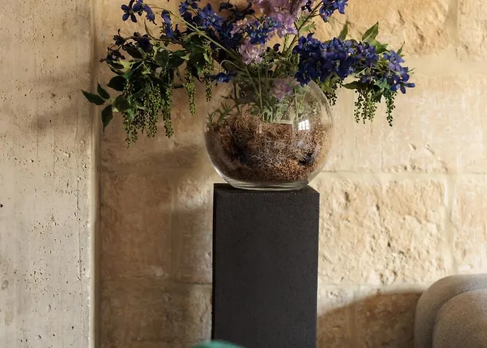 Stunning 2-bed In Heart Of