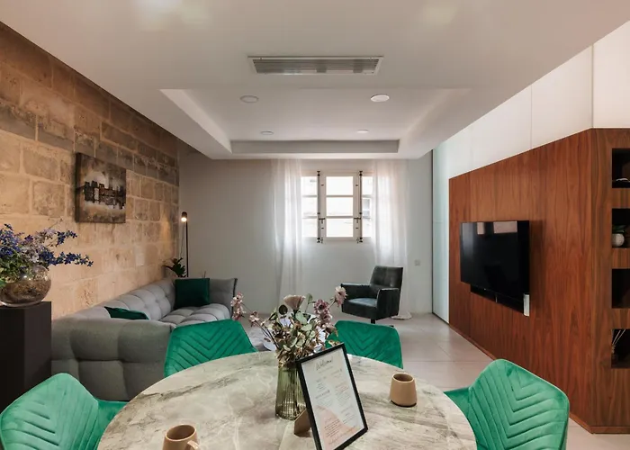 Stunning 2-bed In Heart Of Apartamento