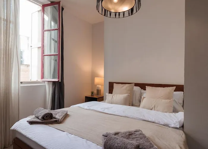 Apartamento Stunning 2-bed In Heart Of *