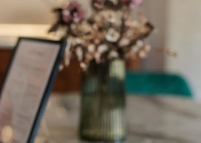 Stunning 2-bed In Heart Of *