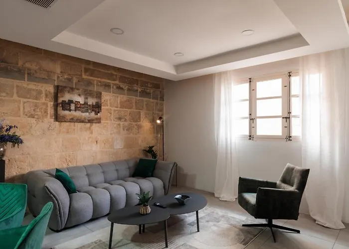 Stunning 2-bed In Heart Of Apartamento *